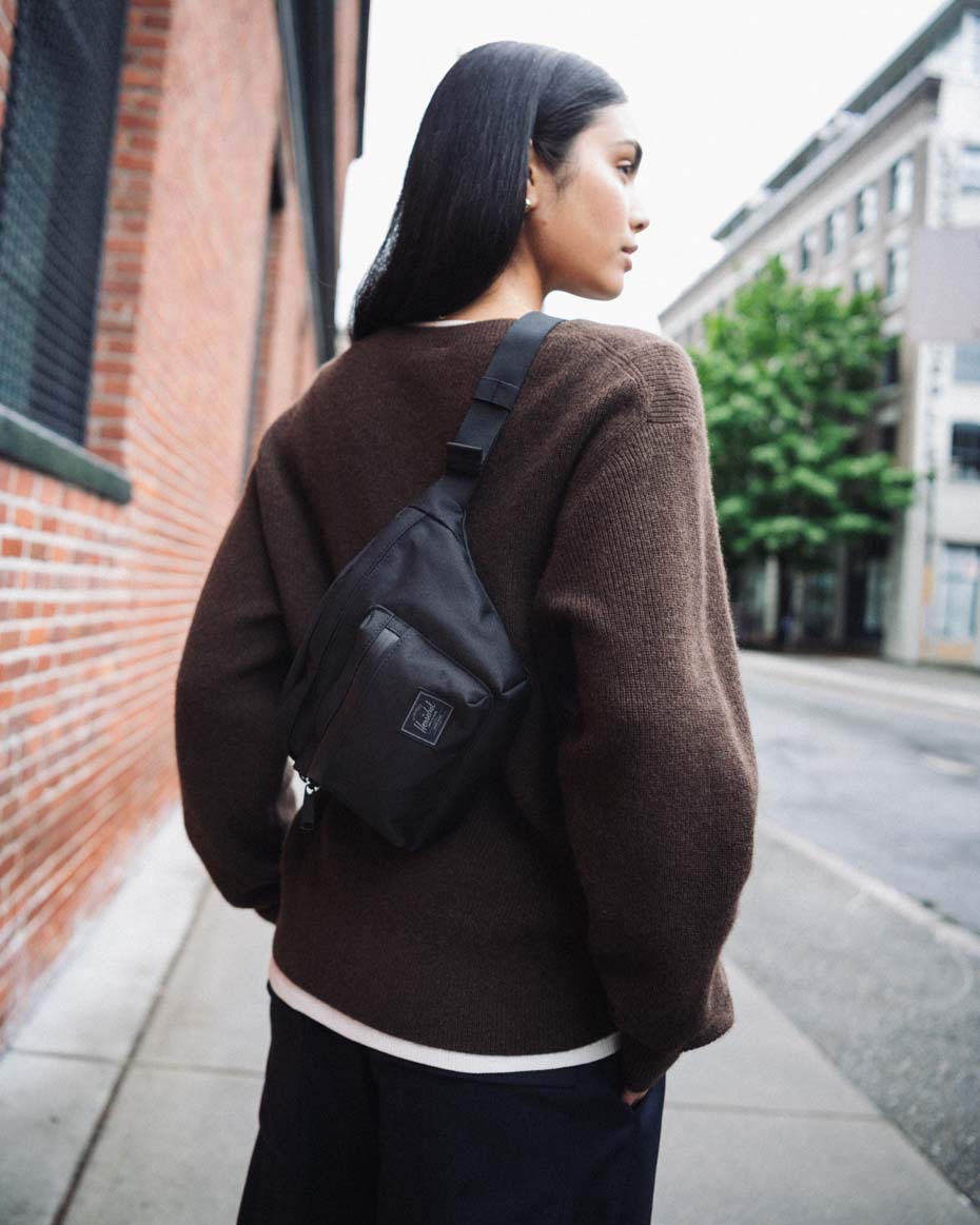 Pop Quiz Hip Pack
