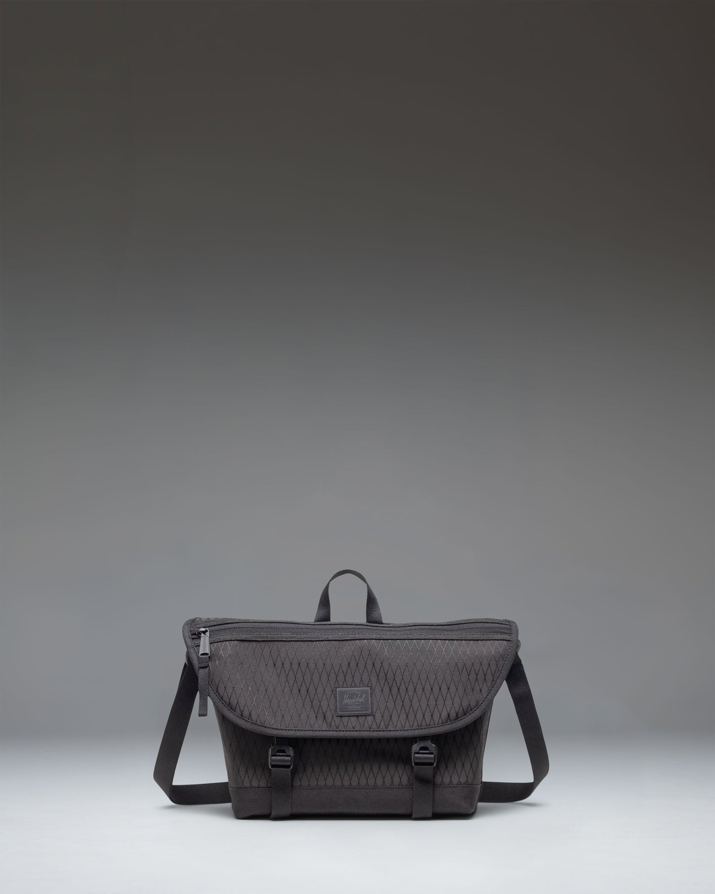 Cove Messenger Small