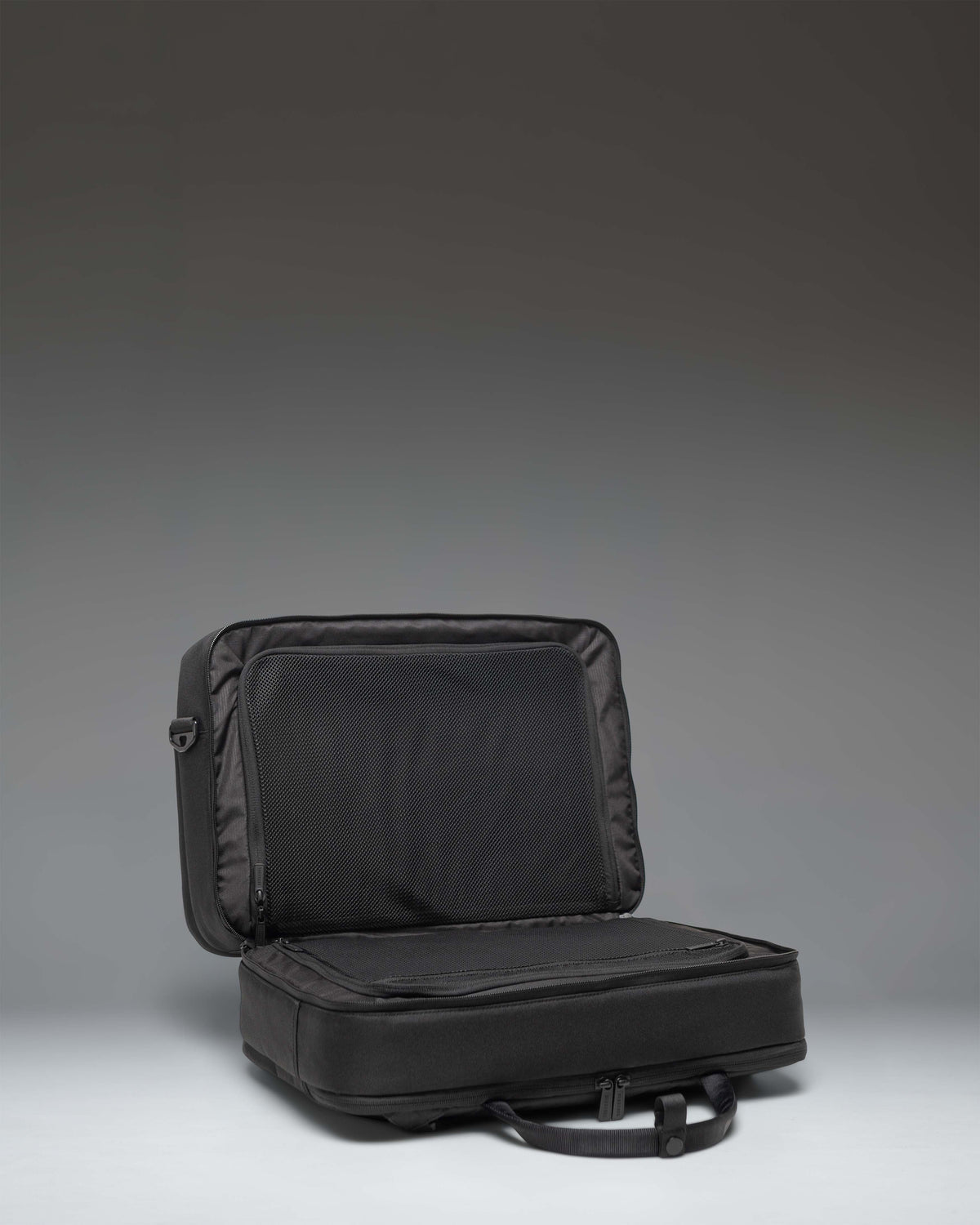 Bowen Convertible Travel Duffle Tech