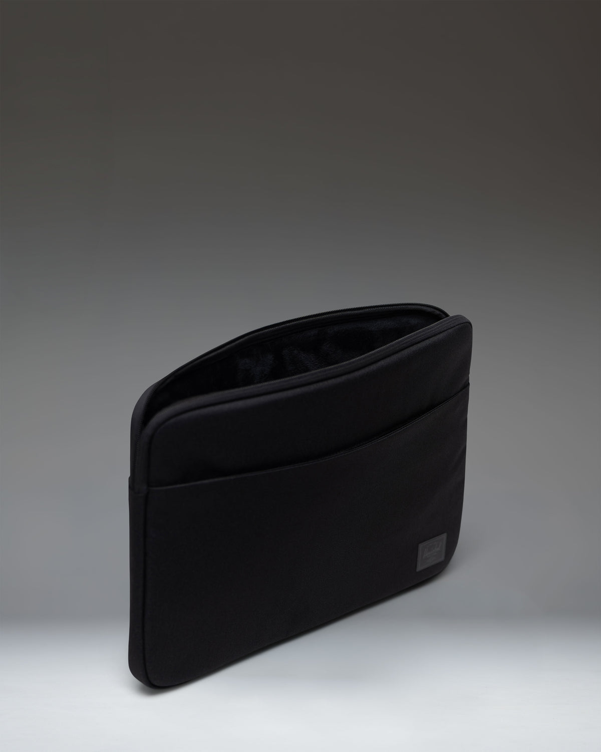 Denman Sleeve 15-16 Inch Tech