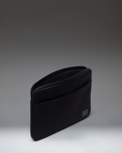 Denman Sleeve 14 Inch Tech