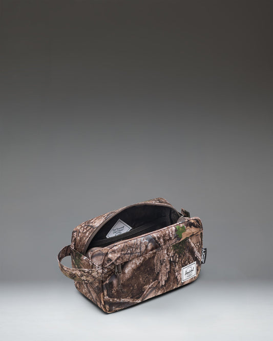 Realtree® Chapter Travel Kit