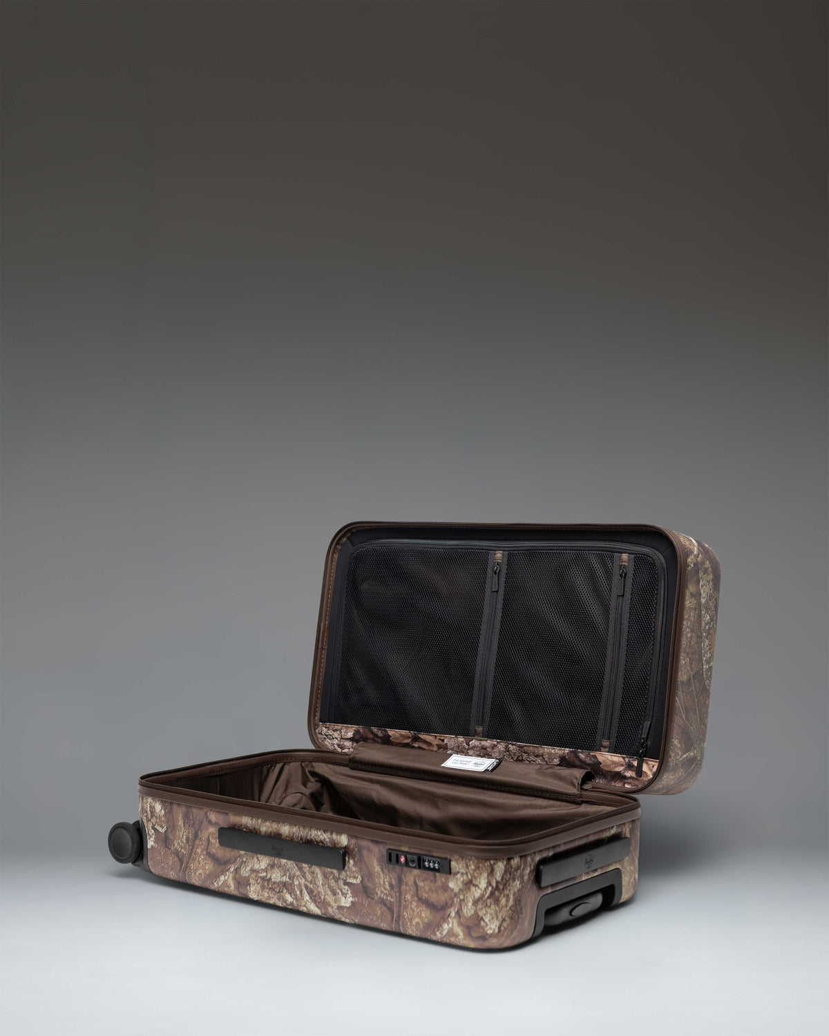 Realtree® Herschel Heritage™ Medium Luggage