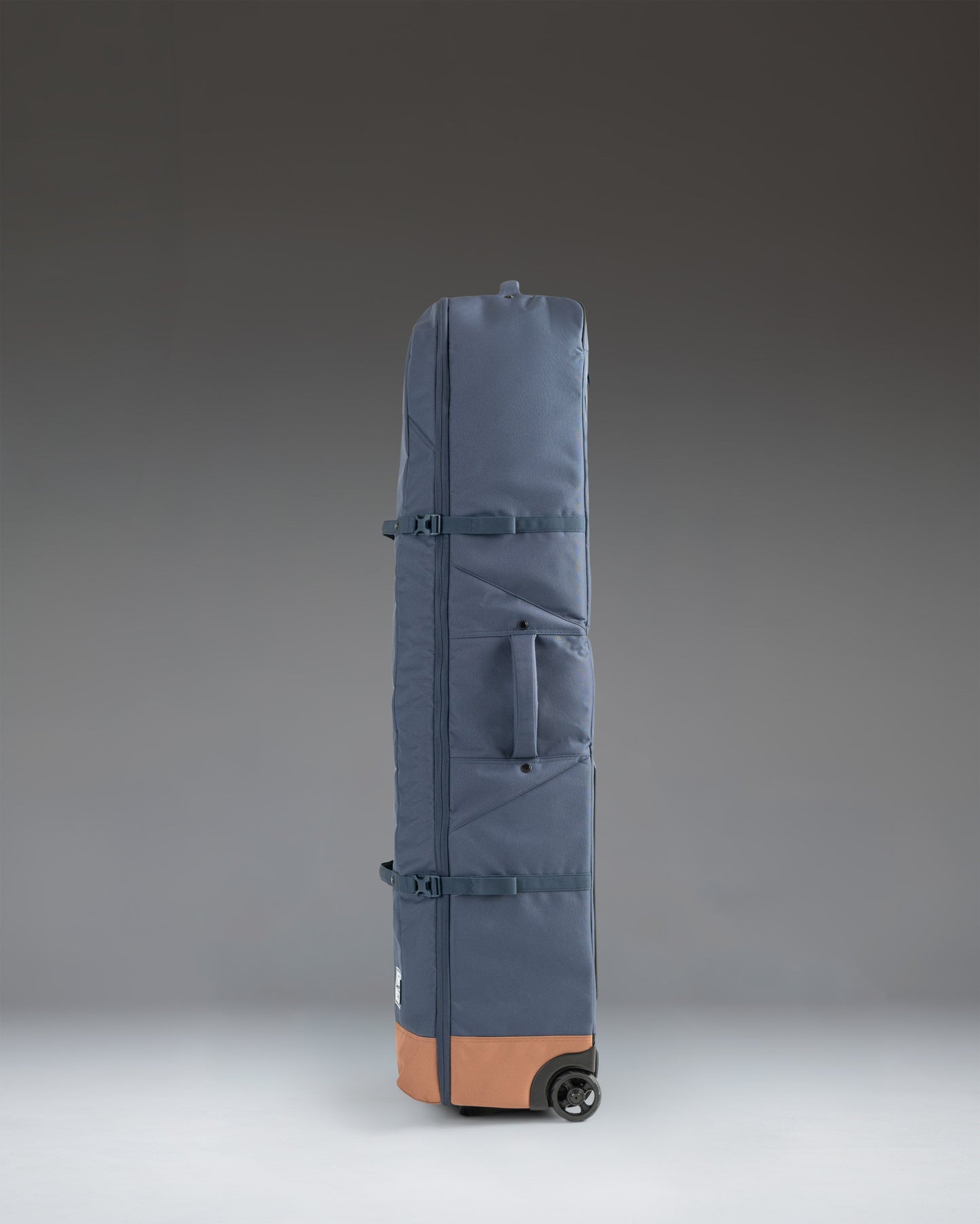 Herschel Heritage™ Golf Travel Wheelie Bag